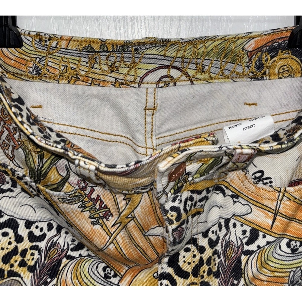 SOLD x Lainey Wilson 27x30 Life of Lainey Storyteller Print Flare Jeans - Picture 15 of 16